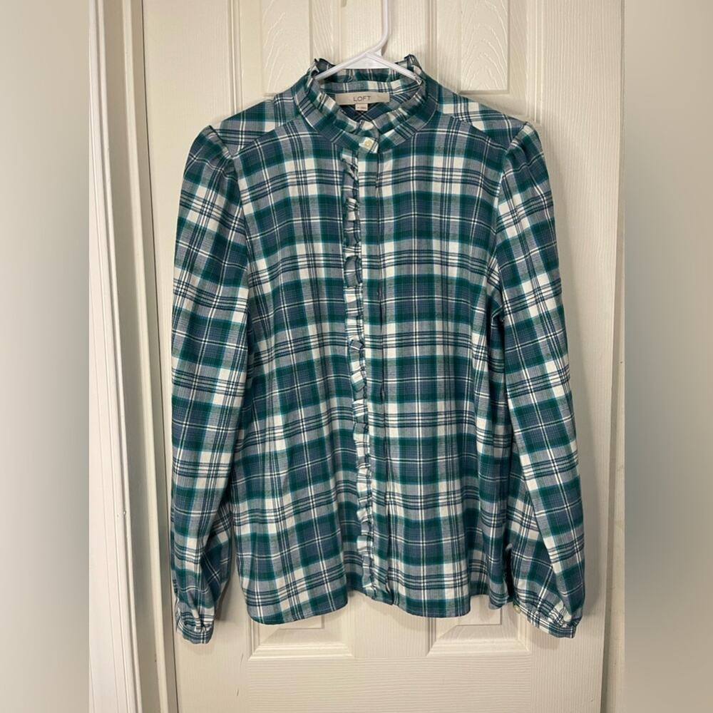 Loft Green White Plaid Ruffle Button Up Preppy Dainty Western Shirt size Medium